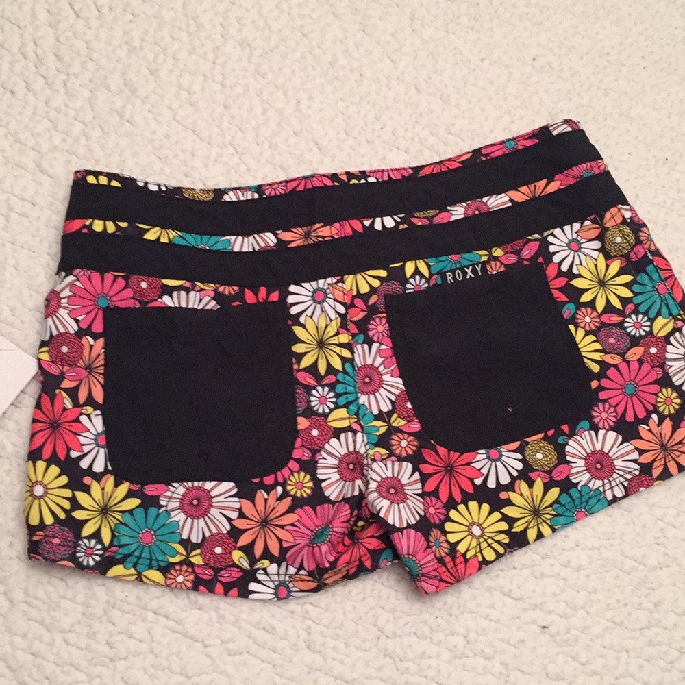 NWT Roxy Girl’s Shorts - Picture 3 of 4